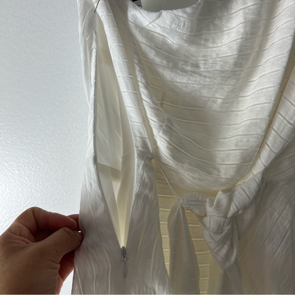 NWT Nine West One Shoulder Shirred Tie Waist
Peplum Top in White Size XS - Picture 9 of 17